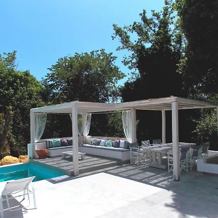 Nikos Kastellanoi (Parelioi, Corfu)